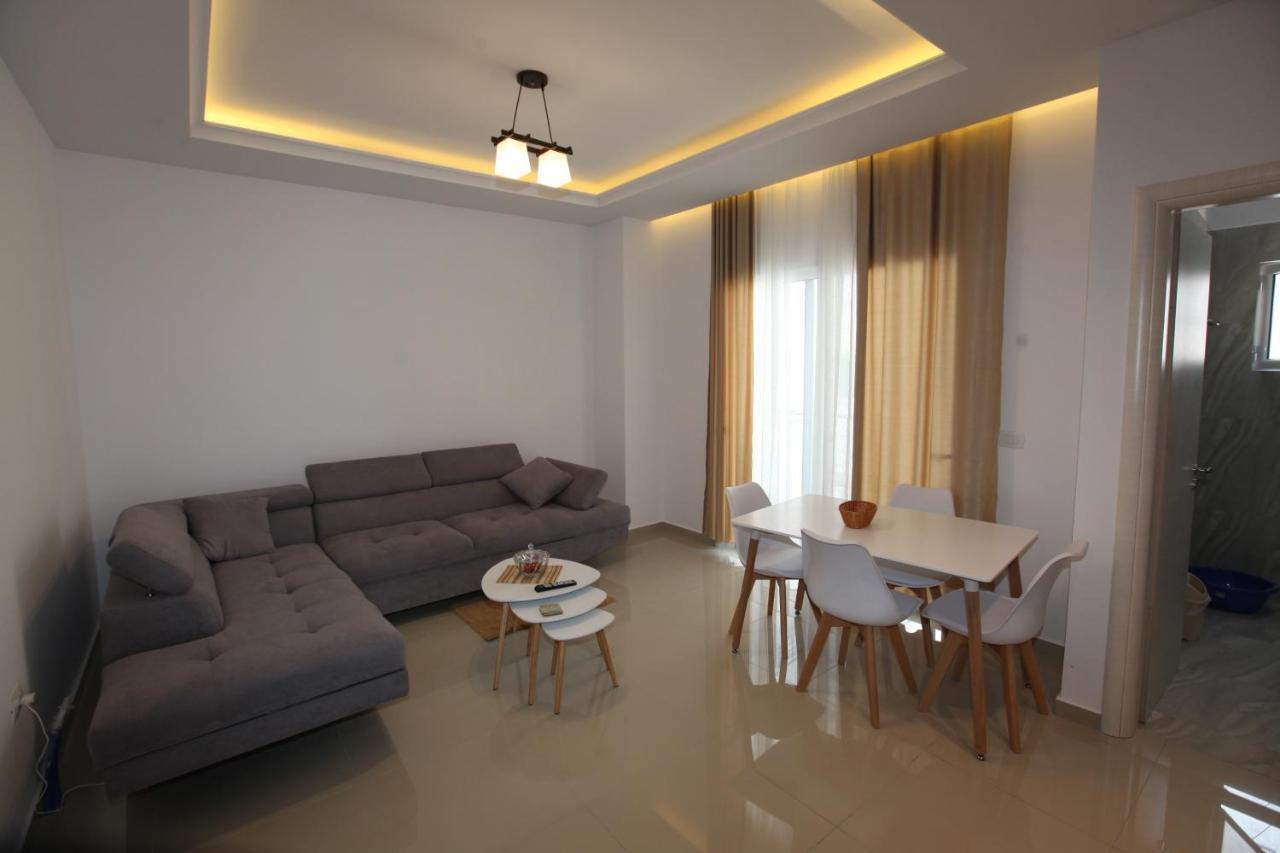 Deda Apartments Sarandë Exterior foto
